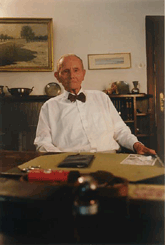 
				Görgü tanığı Dr. Nebelsiek 1949’da Wangerooge’da Bruno Gröning’le tanıştı ve birçok şifalanmaya şahit oldu.			